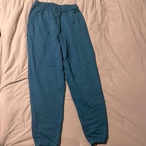 Poshmark sweatpants | too big